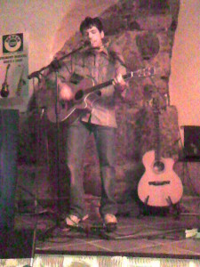 Scopri di più sull'articolo Live Lucrezia pub