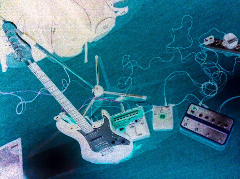 Scopri di più sull'articolo ‘Eco del mare’ – Improvvisazione presso stanza Aldila’ del Suono